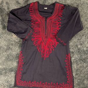 EMBROIDERED TUNIC NAVY AND RED